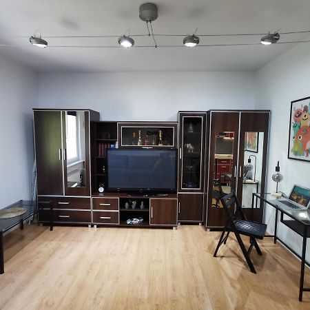 Small Apartament In Heart Of Boleslawiec City Екстериор снимка